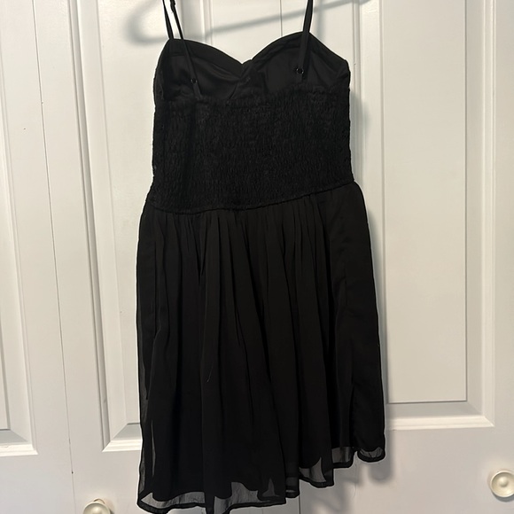 Cute Black Dress Stretchy Back Wired Cup Double Layer Sheer & Lace - Picture 2 of 4